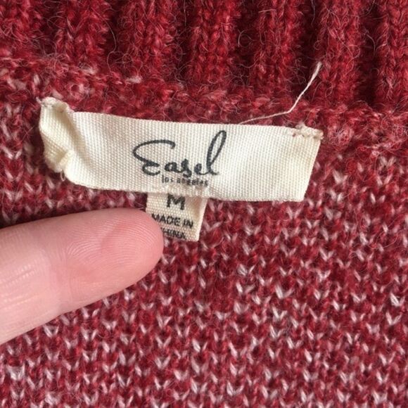 Easel medium orange star sweater - Picture 2 of 4